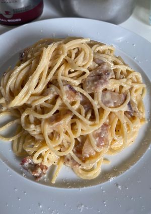 A picture of Pasta alla carbonara di Saj e Claudio.