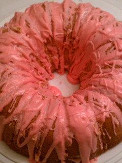 A picture of Easy Strawberry Cake.