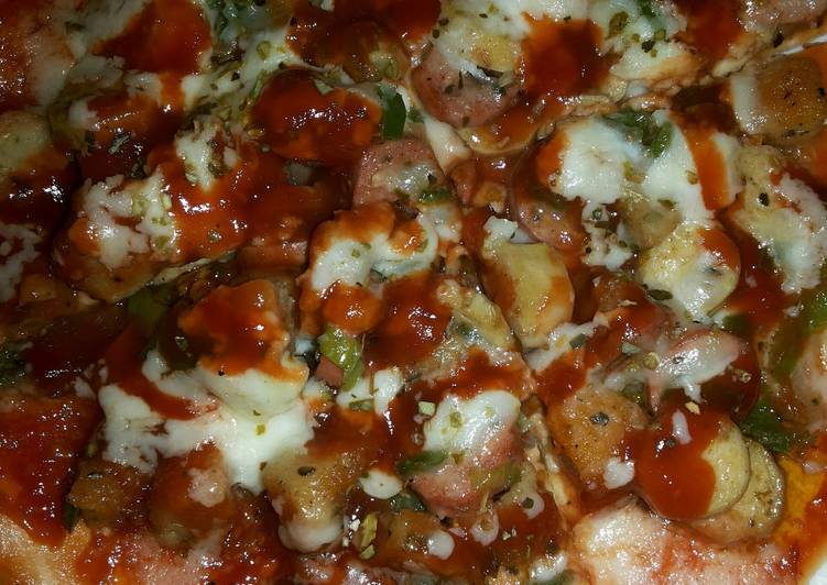 Easiest Way to Prepare Award-winning Microwave Multi sausages Pizza