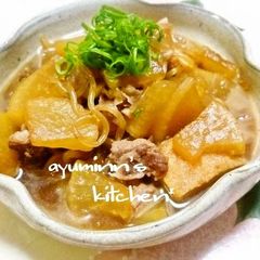 A picture of Simmered Pork, Daikon Radish, Konnyaku Noodles, and Atsuage.