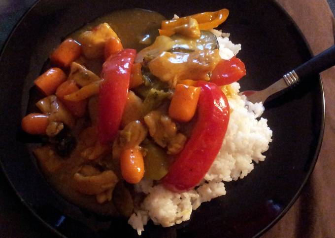 Sweet &amp; sour Chicken curry stir fry W/ rice