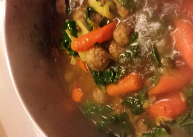 How to Prepare Homemade mini meatball beef soup