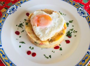 Una foto de Timbal de Polenta con Carne Molida y Vegetales!!