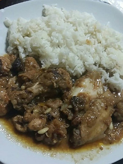 Una foto de Pollo con frutos secos