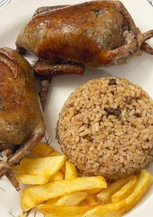 صورة لوصفة حمام محشي أرز 🕊️ 🍚.. بكل تكاته