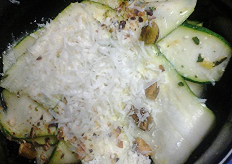 Zucchini salad Zucchini salad