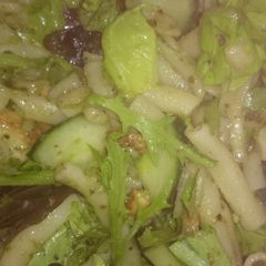 A picture of Chicken pesto pasta salad.