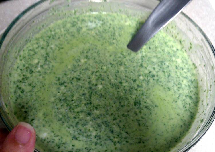 How to Prepare Quick green sauce