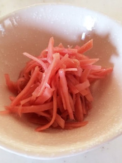 A picture of How to Make Red Pickled Ginger.