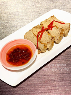 滷水蜂巢豆腐(萬用滷水汁之二) 的食譜成品照片