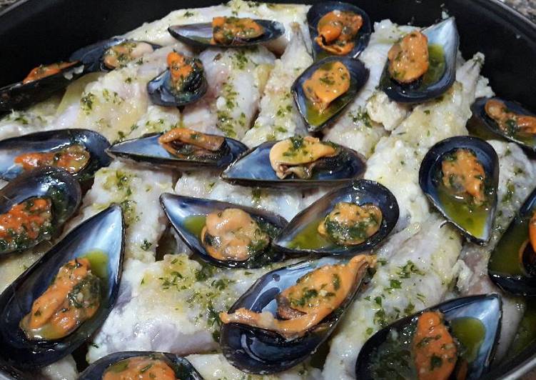 Rape con mejillones