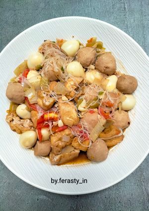 Foto resep Semur Tahu Bakso Soun
