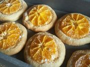 Una foto di biscotti ai mandarini