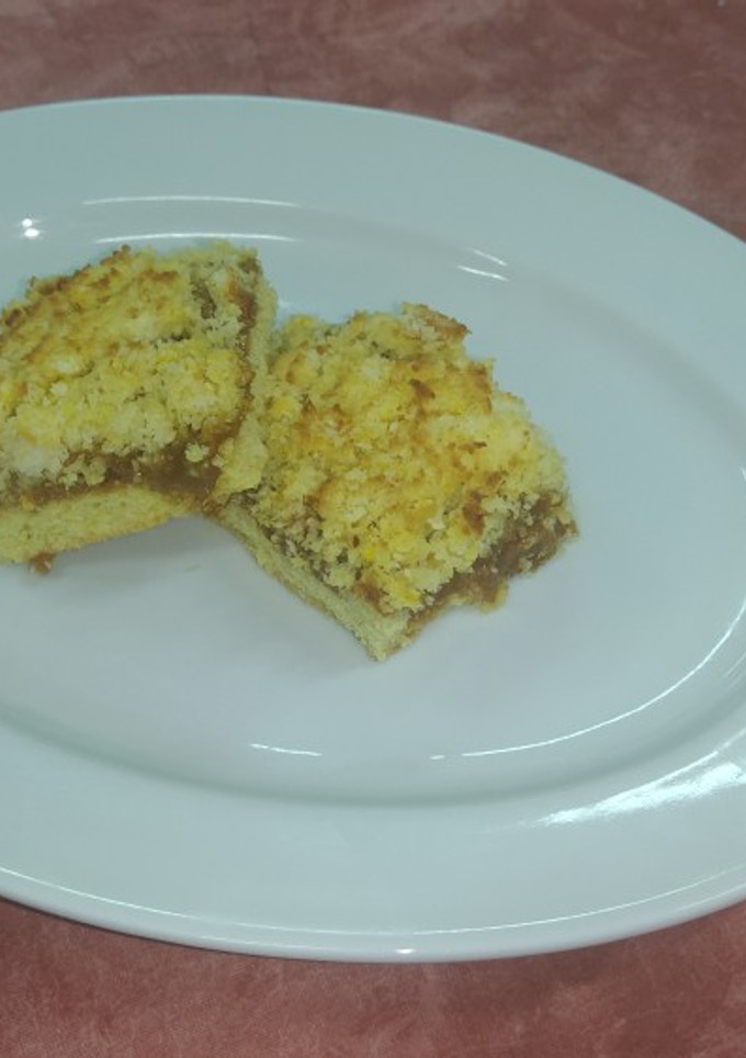 Una foto de Cuadrados de Coco y Dulce de Leche