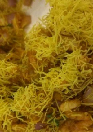 A picture of Chatpati Bhel.