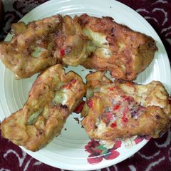 A picture of Soyayyen Bread da kwai.