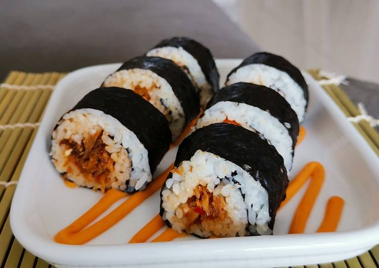 Cara Gampang Membuat Sambal tongkol sushi roll yang Enak Banget