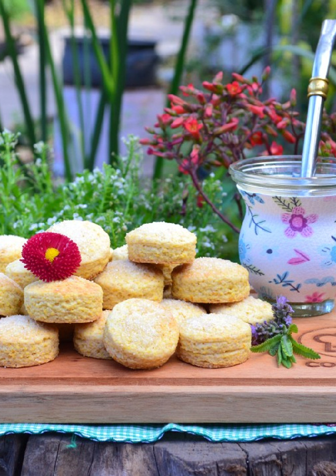 Una foto de Scones de naranja y harina de maíz🌽