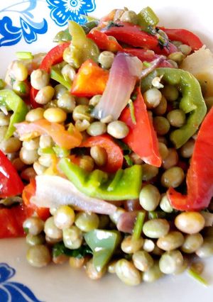 A picture of Pigeon peas stew.