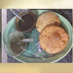 A picture of Jodhpuri aloo pyaz kachori.