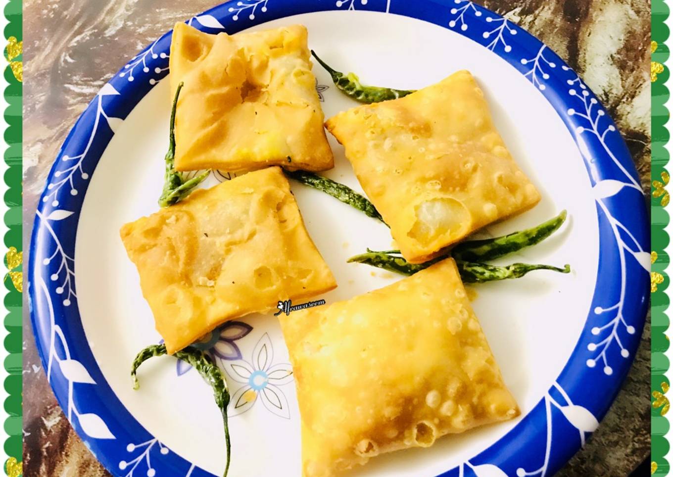 Simple Way to Prepare Favorite Lukmi pockets with cashews mins stuffing