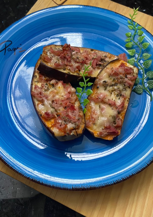 Una foto de Berenjenas pizza!