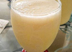 Una foto de Lulada con leche condensada