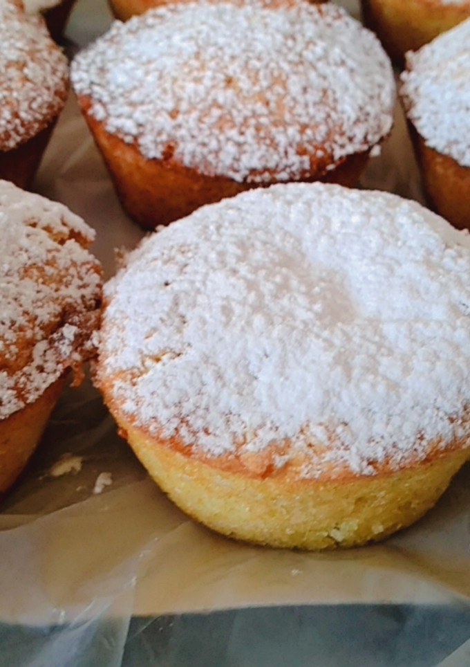 Una foto de Muffins de coco y dulce de leche!