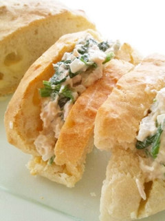 A picture of Onion, Tuna & Spinach Sandwiches.