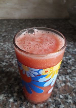 A picture of Watermelon with ginger.