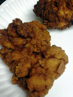 A picture of yogurt fried chicken.