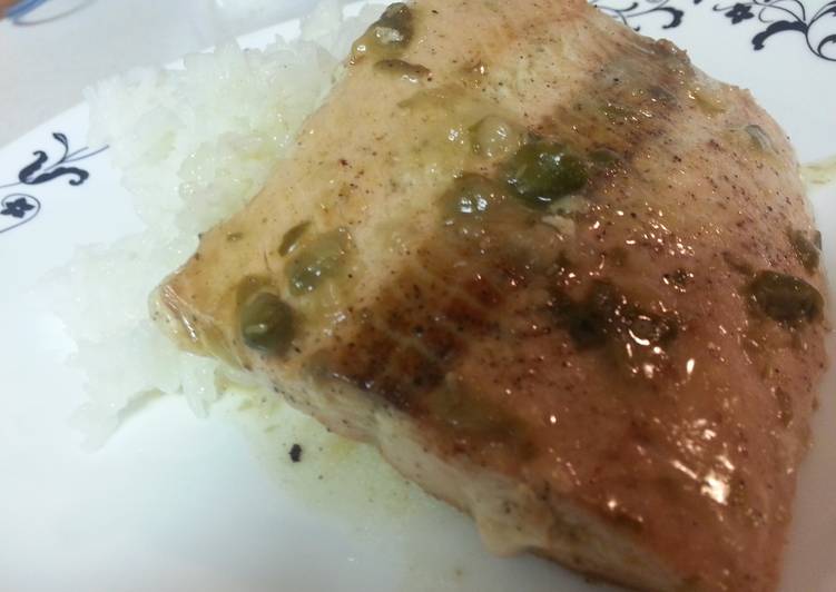 Recipe of Homemade Salmon Piccata