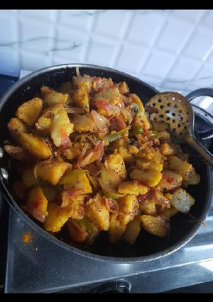 A picture of Fried idli.