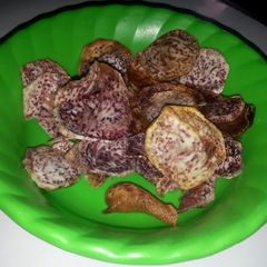 A picture of Arrow root crisps.
