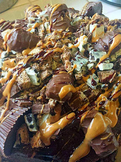 A picture of *Ray's HeartBroken Cake*.