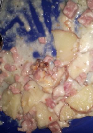 A picture of Cheesy Ham and Potatoes.