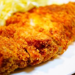 A picture of Garlic Tonkatsu (Pork Cutlet).
