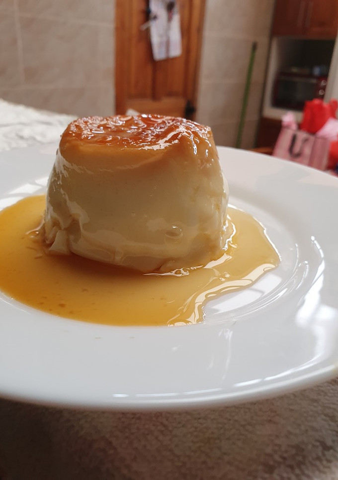 Una foto de Flan en taza al microondas