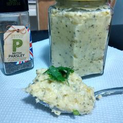 A picture of Garlic Spread.