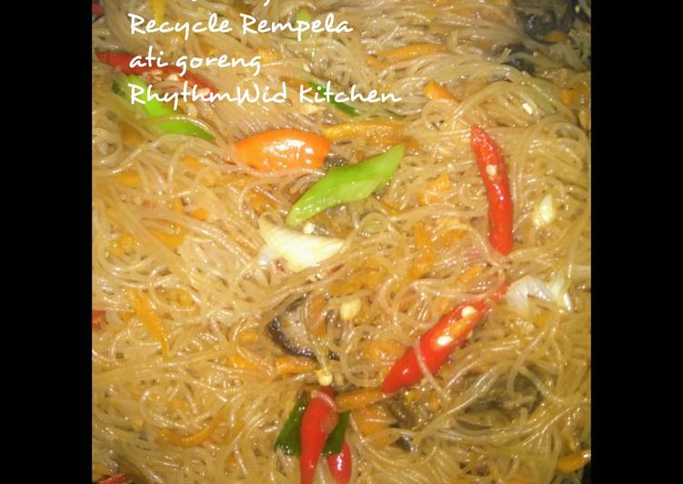 Oseng-oseng Mijagung Pedas dengan Recycle rempelo ati goreng