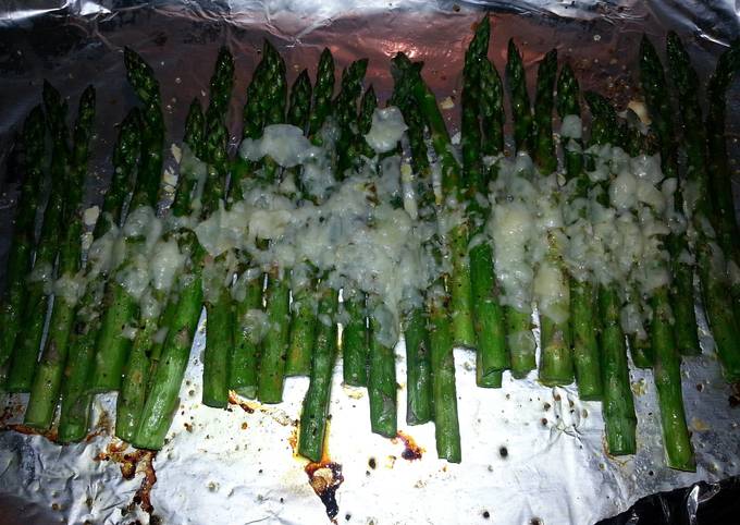 Oven roasted asparagus