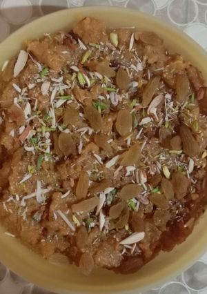 A picture of Moong dal halwa.