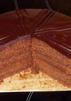 A picture of Chocolate & Almond Cake.