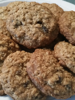 A picture of OATMEAL RAISIN Cookies!.