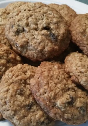 A picture of OATMEAL RAISIN Cookies!.