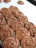 Simple Valentine's Rose Cookies