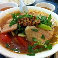 A picture of canh chua ca.