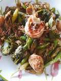 ผัดซีอิ๊วเส้นแก้วกุ้ง