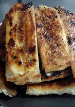 A picture of Turon (Sweet Banana Dessert).