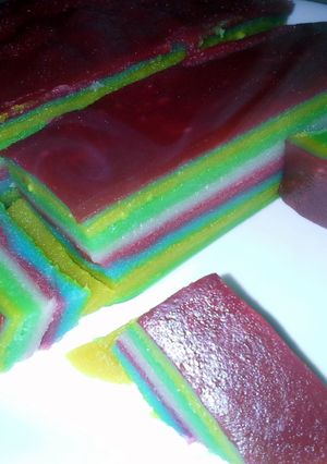 A picture of nine layer kueh.